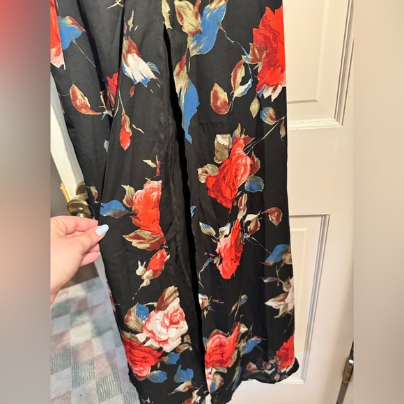 NEW Lulus I Care Black Floral Maxi Dress Off Shoulder Formal Black Red Small NWT - Picture 9 of 10